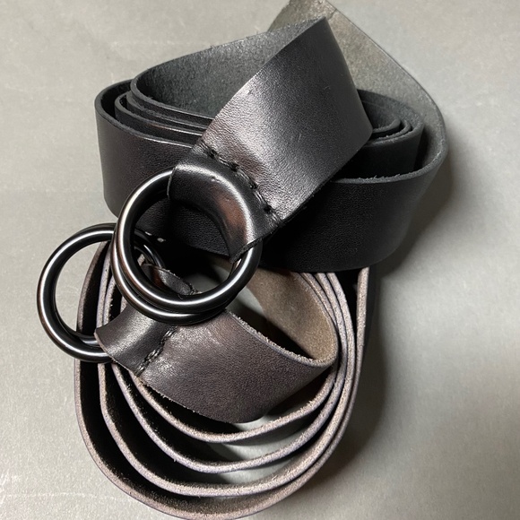 Belt one size fits all. Color Black. ENGSO - Picture 1 of 2